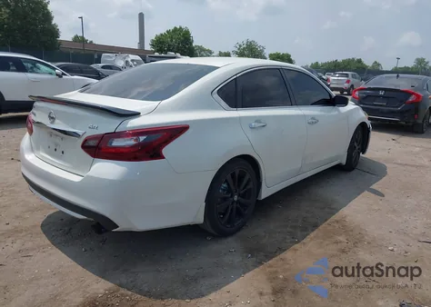 2017 Nissan Altima 2.5 Sr из США, поврежденный, VIN 1N4AL3AP1HC494166